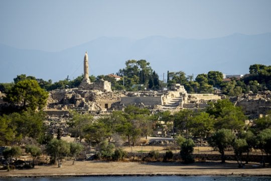 Graikijai priklausančioje saloje esanti Landsbergių vila ir salos vaizdai.<br>V.Ščiavinsko nuotr.