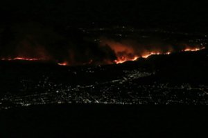 Netoli Graikijos sostinės – nevaldomi gaisrai: įsakyta evakuotis