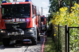 Dviguba tragedija Vilniuje: iš degančio namo išnešto vyro ir moters atgaivinti nepavyko