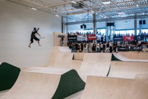 Vilniuje įvyko tarptautinės triukinių paspirtukų varžybos „Grand Scooter Competition 2024“