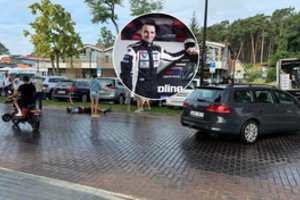 Nidoje važiuojantį dviračiu automobilis partrenkė lenktynininką Vytautą Švedą