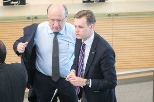 Opozicija sako, kad A. Kubilius geresnis kandidatas į eurokomisarus nei G. Landsbergis: jis patyręs politikas