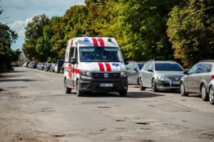 Greitosios pagalbos medikai kreipėsi į Panevėžio valdžią: prašo kuo skubiau suremontuoti gatvę