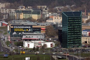 Grius pirmasis sostinės stiklinis dangoraižis – A. Avulis pasakė, ką statys vietoj jo