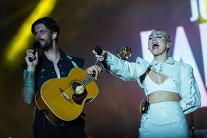 „Žinovų klubo“ testas. Kaip gerai žinote Lietuvos atlikėjų vasaros dainas?