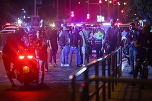 Palestiniečių smogikai prisiėmė atsakomybę už sprogdinimą Tel Avive, pagrasino surengti daugiau išpuolių