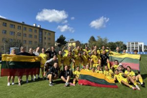 Merginų U15 futbolo rinktinė pergalingai pradėjo Baltijos taurės turnyrą Estijoje
