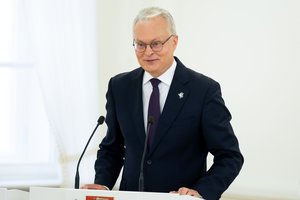 G. Nausėdai – aštrus kirtis: tai yra jo patarėjų fantazija