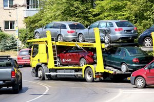 Per pusmetį automobilių rinka išaugo 13 proc.