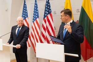 Susitikime su JAV oro pajėgų sekretoriumi L. Kasčiūnas paprašė paramos rotacinės oro gynybos modeliui