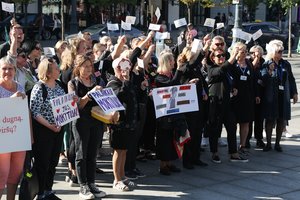 Mokytojų atlygis didės daugiau nei buvo planuota: alga didės 15,5 proc.