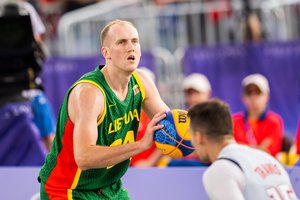 Žygį Europos čempionate Lietuvos trijulių krepšinio rinktinė pradėjo apmaudžiu pralaimėjimu