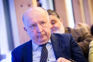 G. Nausėda oficialiai pritarė A. Kubiliaus kandidatūrai į EK