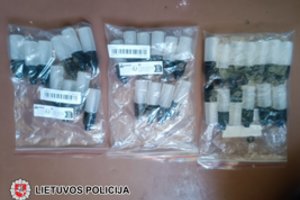 Vilniaus policijos pareigūnai išaiškino sintetinio kanabinoido „smile“ platinimo tinklą