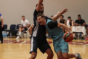 Draugiškų rungtynių ciklą „Wolves“ pradėjo pergale prieš Bundeslygos komandą