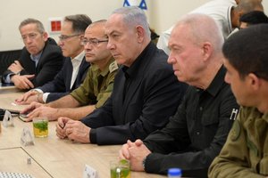 Izraelio premjeras B. Netanyahu įspėja, kad smūgiai Libane nėra pabaiga