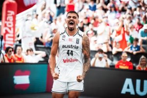 Sensacija 3x3 Europos krepšinio čempionato finale – Serbijos krepšininkai kapituliavo ir auksą atidavė austrus