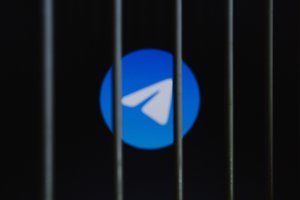 Šaltinis: Prancūzijos prokurorai pratęsė „Telegram“ įkūrėjo P. Durovo sulaikymo terminą