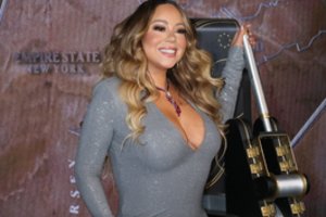 Aiškėja Mariah Carey sukrėtusių mamos ir sesers mirčių priežastys: prakalbo ir apie įtemptus šeimos santykius