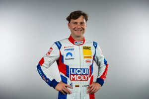 J. Karklys pradeda antrąją sezono dalį ir ruošis debiutui autosporto olimpinėms