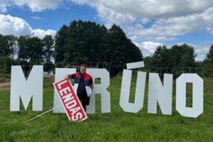 M. Vitulskio statybose – ir „nupūstos“ sienos, ir šmaikštūs statybininkų pasiteisinimai: „Tai man padeda spektakliuose“