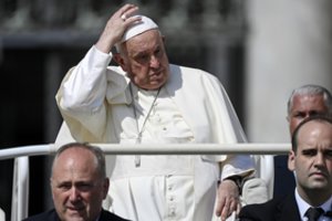 Popiežius nepritaria migracijos įstatymų griežtinimui: ragina ieškoti globalaus sprendimo