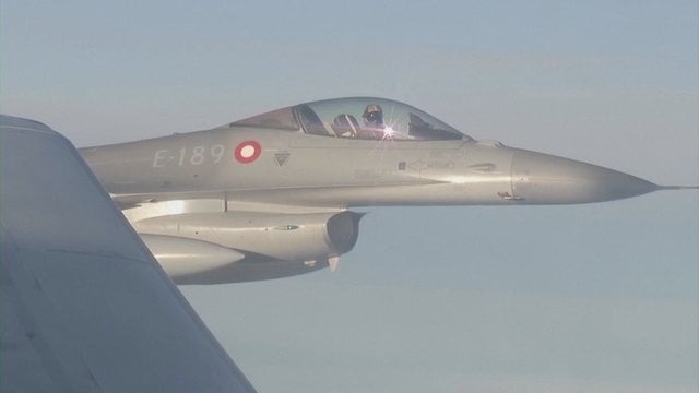 JAV pareigūnas atskleidė, ar Rusija susijusi su F-16 naikintuvo nelaime: tiriamos incidento priežastys 