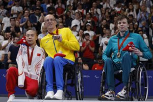 Paralimpiadoje – auksą iškovojusio ukrainiečio protestas: atsisakė fotografuotis su rusu