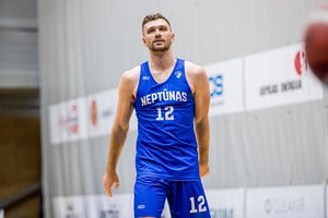 Be trijų krepšininkų vertęsis „Neptūnas“ krito prieš R. Kurtinaičio treniruojamą „Sabah“
