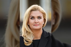 Prokuroras apskundė Marijampolės tarybos narės V. Pituškienės „čekiukų“ bylos grąžinimą