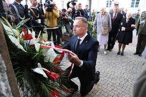 Lenkijos prezidentas patvirtino reikalavimą Vokietijai dėl reparacijų