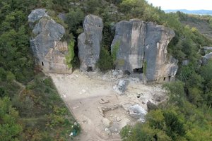 DNR tyrimas atskleidė niūrius dalykus apie viduramžių urvuose gyvenusius krikščionis