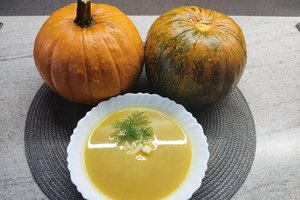 Vienas papildomas ingredientas ir tradicinė trinta moliūgų sriuba džiugins ypatingu skoniu