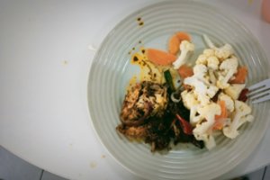 Rugsėjį sostinėje tęsiamas oranžinių atliekų maišelių dalijimas: nemokamai galėsite atsiimti šiose vietose 