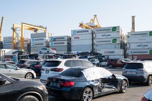 Baltarusiai trimituoja, jog iš Klaipėdos neišvažiuoja jų automobiliai: teks rinktis brangesnius maršrutus