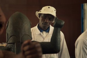 Vilniaus dokumentinių filmų festivalį atvers „Berlinale“ Auksiniu lokiu apdovanota juosta „Dahomėja“