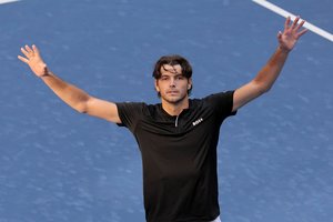 „US Open“ turnyre – ilgai JAV laukta akimirka: finale žais vienas iš amerikiečių