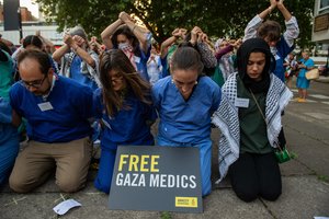 Izraelio karinę kampaniją Gazos Ruože „Amnesty“ ragina tirti kaip karo nusikaltimą