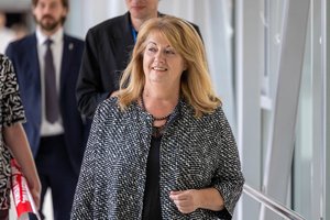 Naujausia apklausa: 8 proc. punktais smuko pasitikėjimas socialdemokratų lydere V. Blinkevičiūte