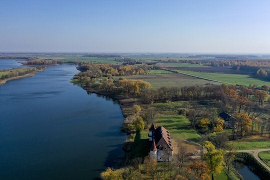 Rugsėjo 14 dieną Ukmergės rajone, XVI a. pradžioje pastatytoje Siesikų dvaro sodybos rūmuose vyks kultūros paveldo pažinimui skirtas renginys „Europos meno atspindžiai Siesikų pilyje“.