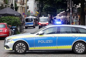 Vokietijos policija: vyras, paleidęs ugnį netoli Izraelio konsulato Miunchene, planavo „teroristinę ataką“