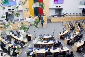 Ragina stabdyti mokesčių reformas: yra didesnė grėsmė nei biudžeto deficitas