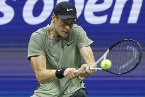 „US Open“ teniso turnyro finale – šeimininko bei pirmosios pasaulio raketės akistata