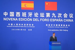 Ispanijos premjeras P. Sanchezas Pekine susitiko su Kinijos lyderiu Xi Jinpingu