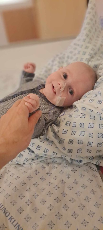 Gydytojas tėvams paaiškino, kad jis nesupranta, kad jam kažkas negerai – tad ir jiems telieka stengtis, kad jis jaustųsi kuo geriau.<br> Asmeninio archyvo nuotr.