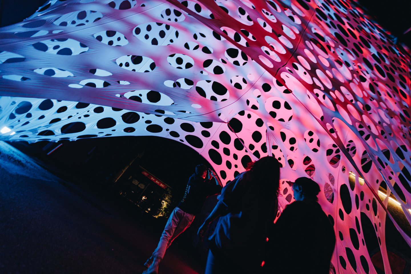 Savaitgalį sostinę sudrebino „Loftas Fest“: apsilankė tūkstančiai žmonių, o visi norintieji – netilpo.<br>Luko Grušecko ir Evelinos Sabaliauskaitės nuotr.