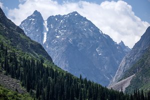 Tvyrant blogoms oro sąlygoms, Prancūzijos Alpėse dingo keturi alpinistai