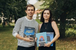 Dvyniai I. ir M. Paviloniai pristato dešimtąją knygą vaikams, kuri padės juos užmigdyti