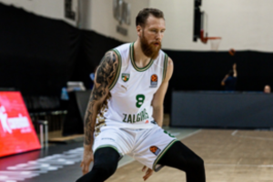 „Žalgiriui“ – turkiškos pamokos: draugiško turnyro starte nusileido „Tofaš“ klubui