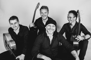 Lietuvoje koncertuos fenomenalus Italijos gitaristų kvartetas „40 Fingers“